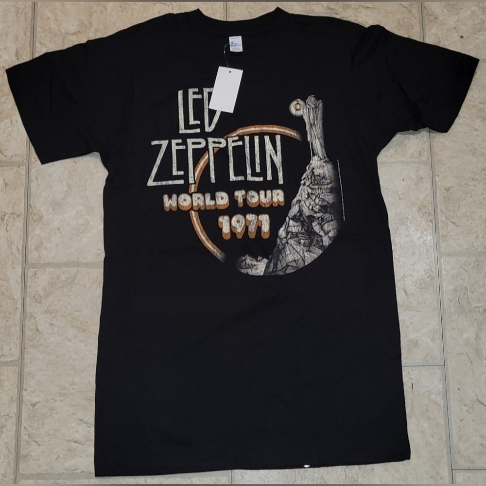 Led Zeppelin World Tour 1971 (reprint) Mens Size Small NWOT